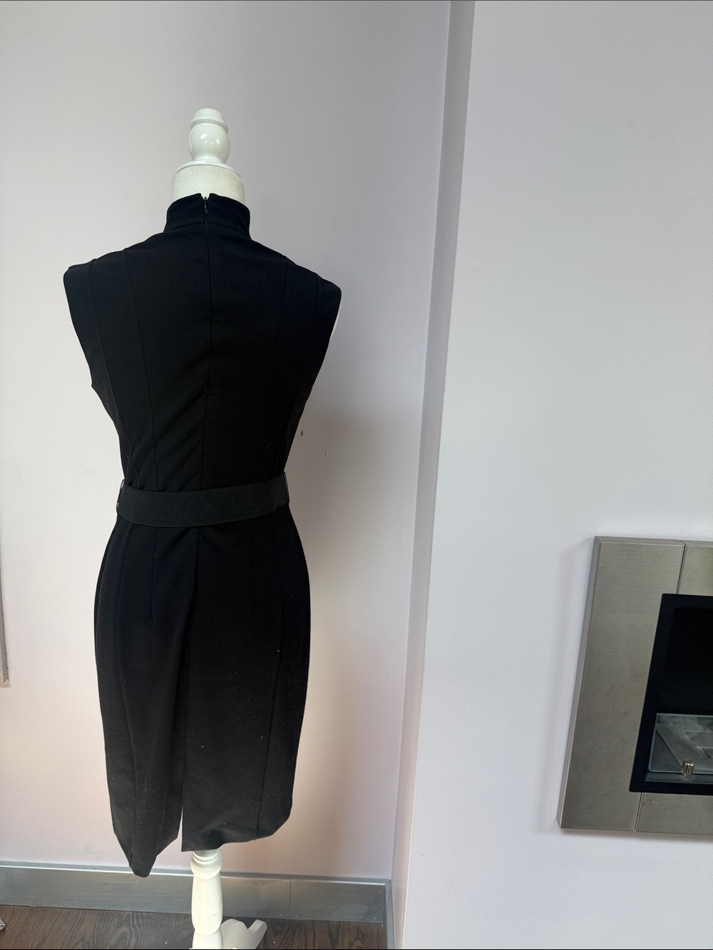 White House black market Knit Crepe Sheath Dress size 4 - Picture 2 of 6